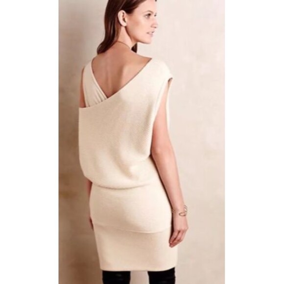 New Womens Designer Tracy Reese Sweater Off Shoulder Asymmetric Cream Soft S NWT